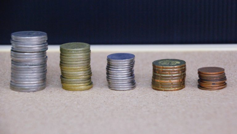 silver and gold round coins